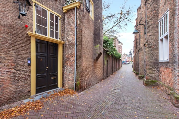 Photo 31 of Barbarasteeg 9