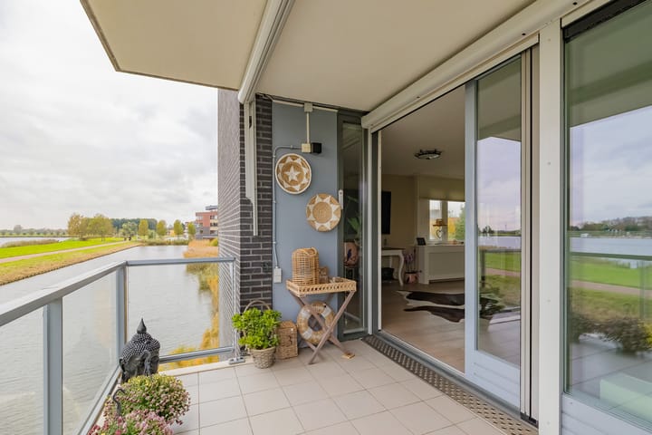 Foto 39 van L. Springerstraat 160