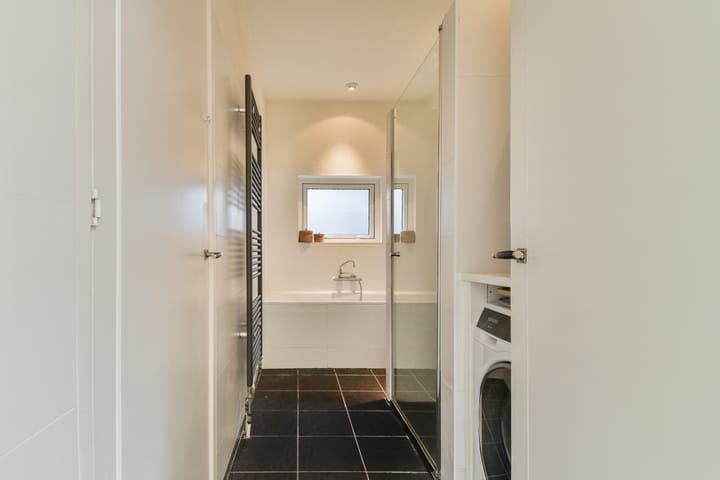 Foto 21 van Voorschoterstraat 13