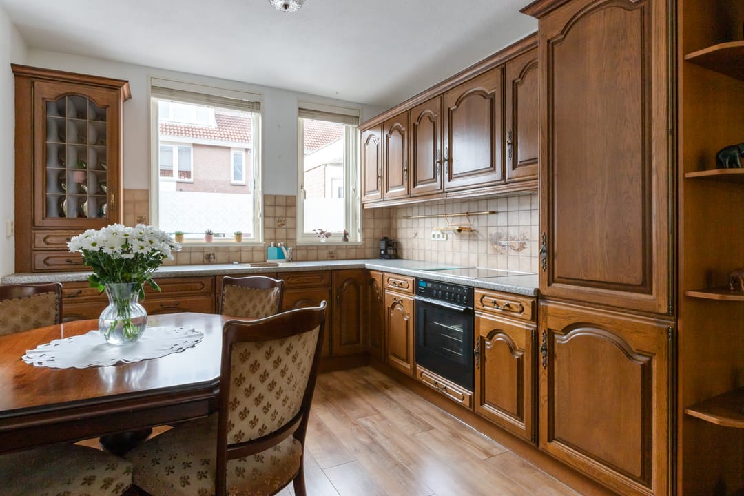 Foto 16 van Livingstonelaan 34