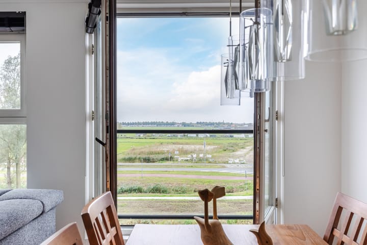 Photo 4 of Rode Ring 239