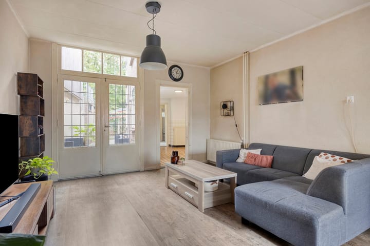 Photo 10 of Sint Josephstraat 83