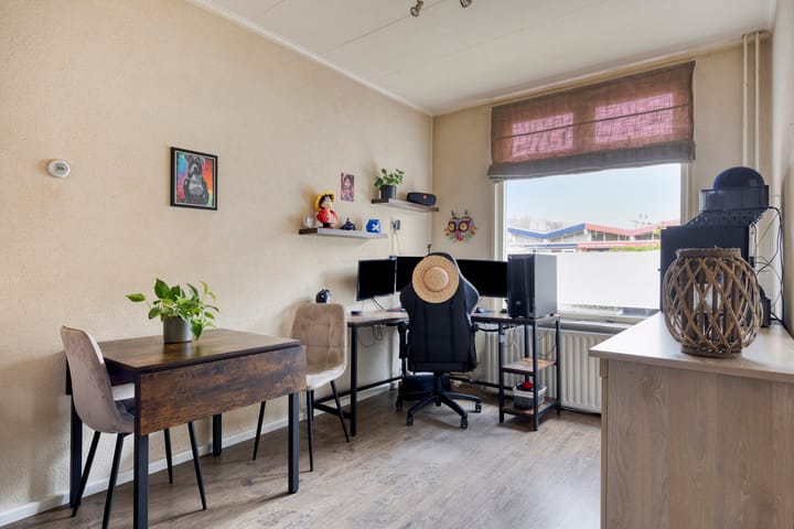 Photo 13 of Sint Josephstraat 83