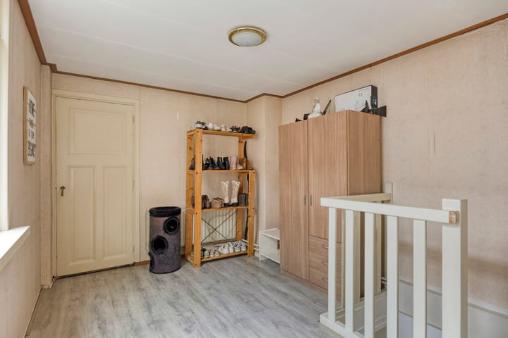 Photo 16 of Sint Josephstraat 83