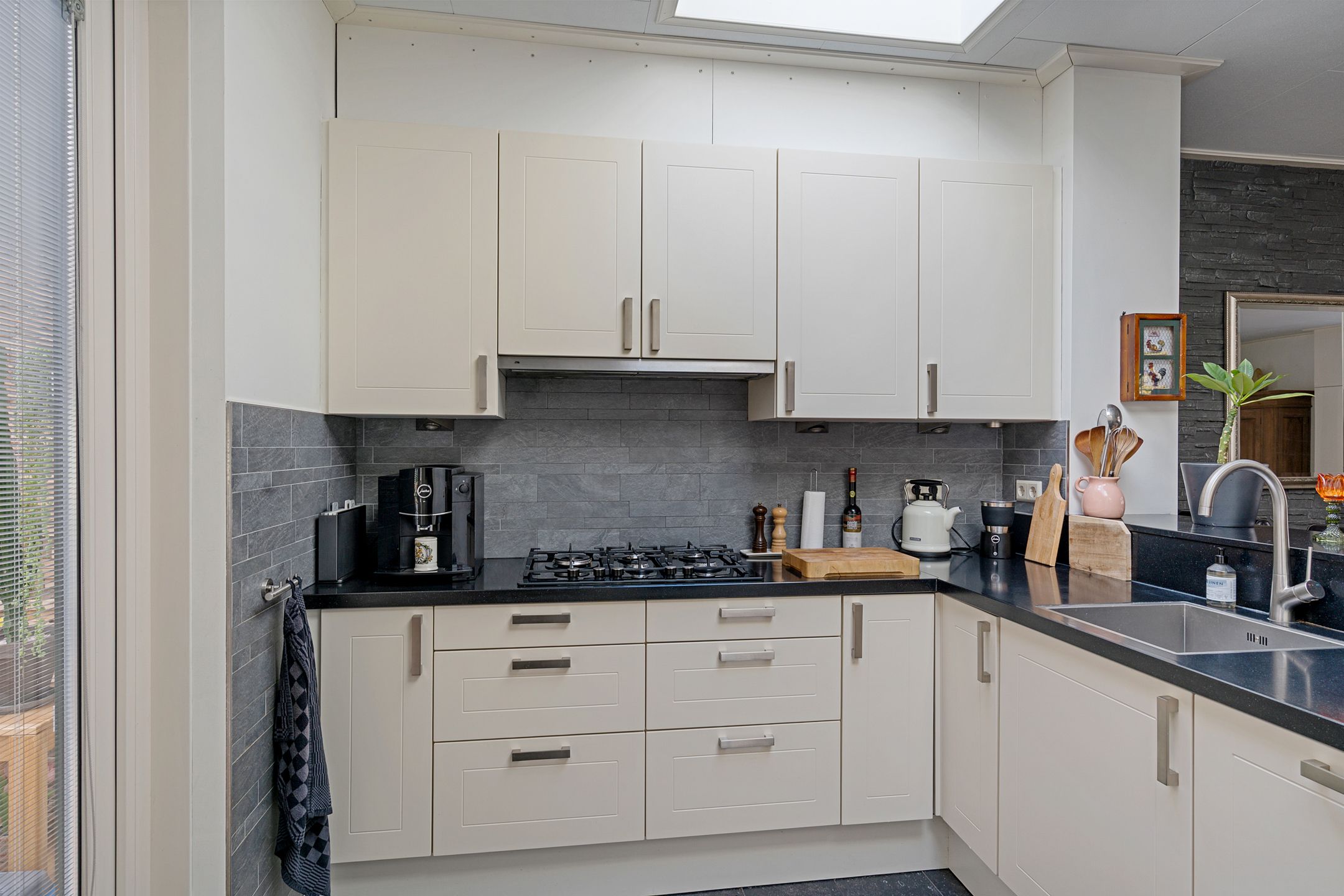 Photo 12 of Noordeinde 53