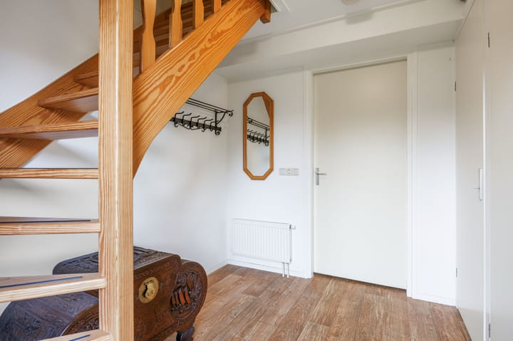 Photo 7 of Bargereed 104