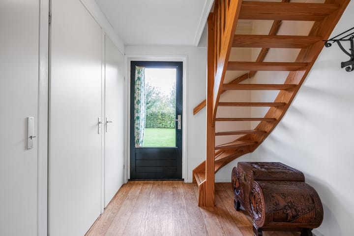 Photo 9 of Bargereed 104