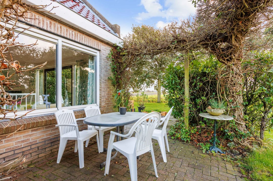 Photo 52 of Bargereed 104