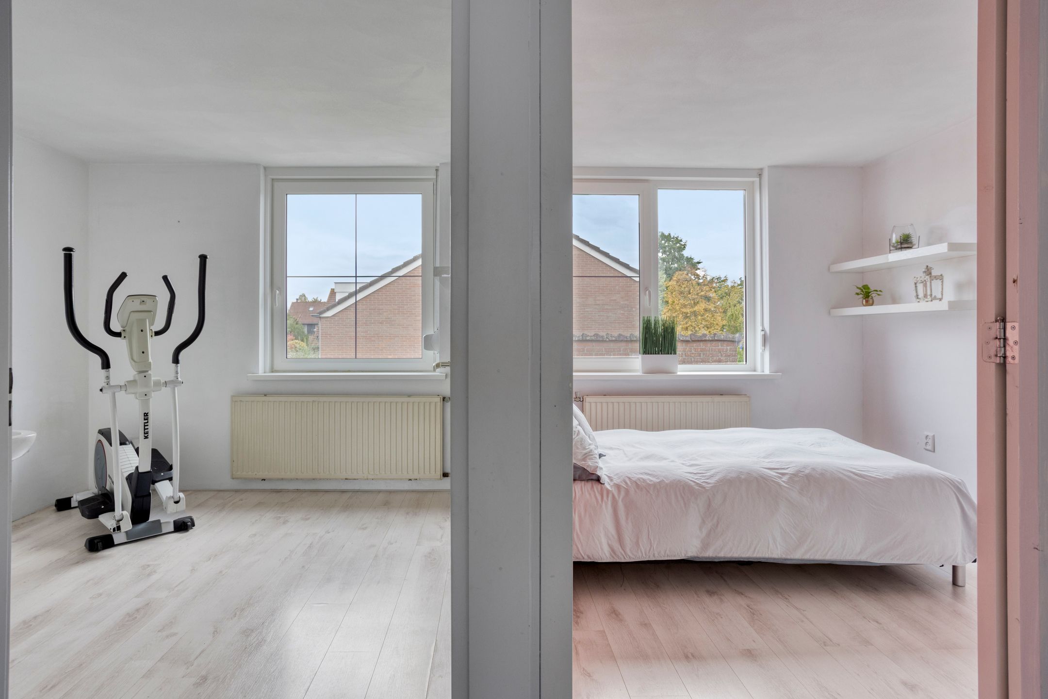 Photo 21 of Tuinlaan 33