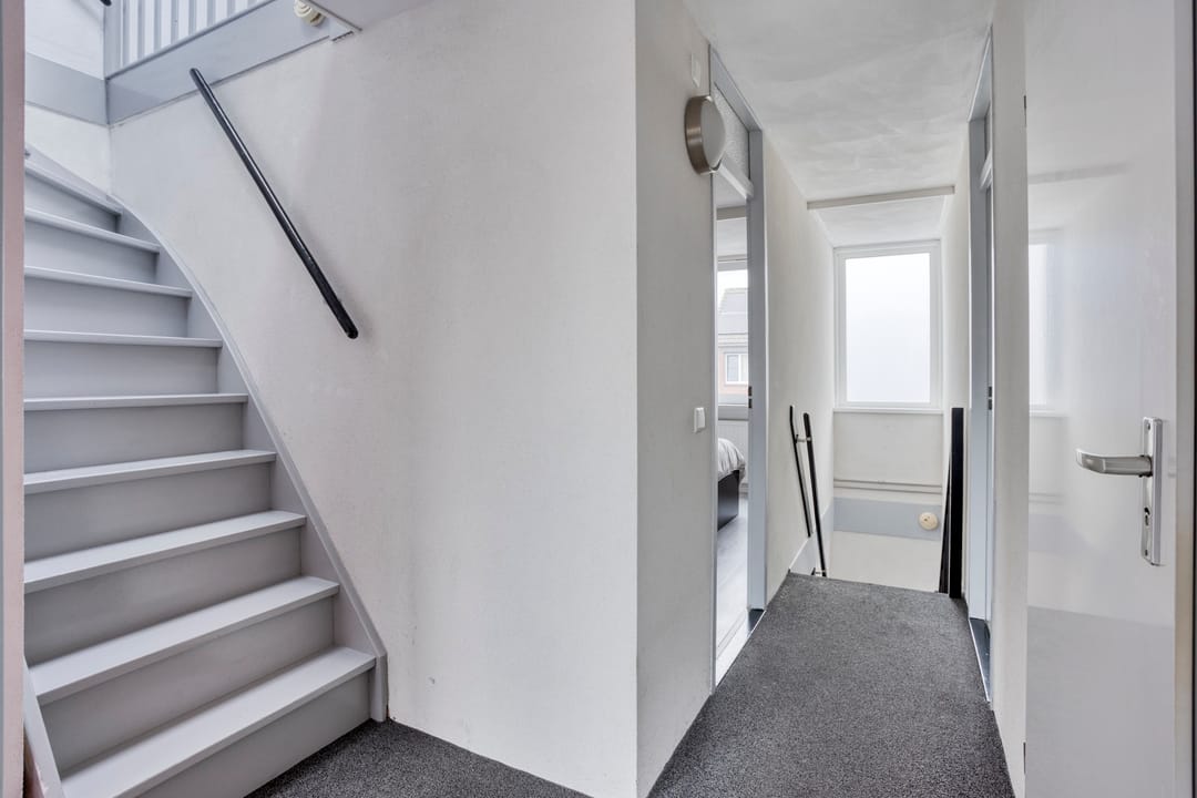 Photo 13 of Tuinlaan 33