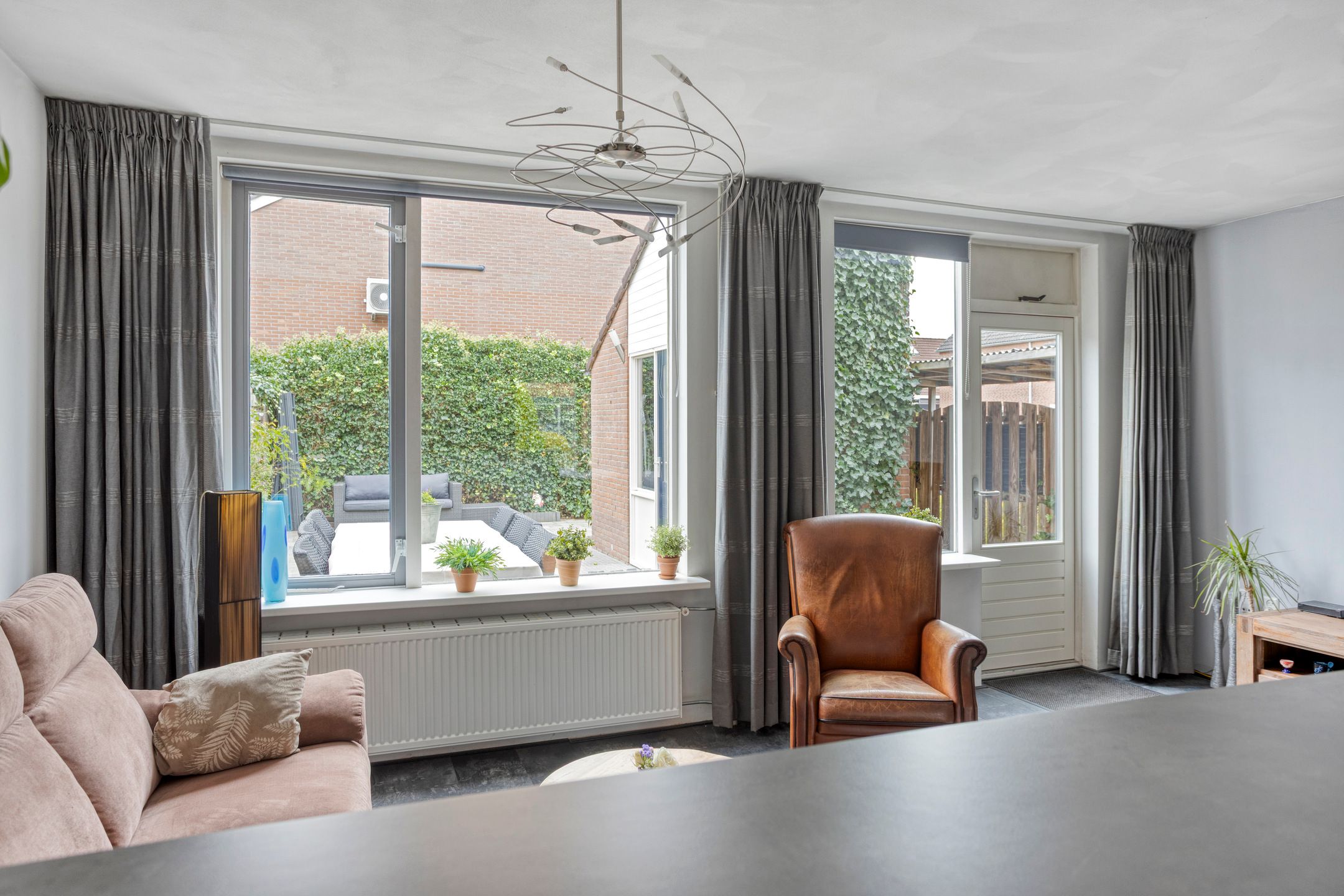 Photo 12 of Tuinlaan 33