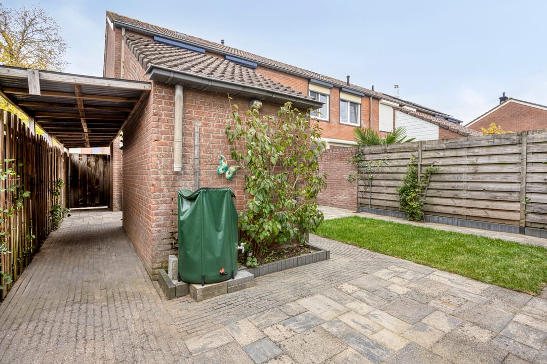 Photo 28 of Tuinlaan 33