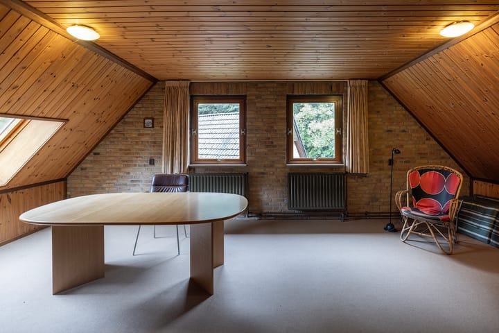 Foto 33 van Dennenlaan 9