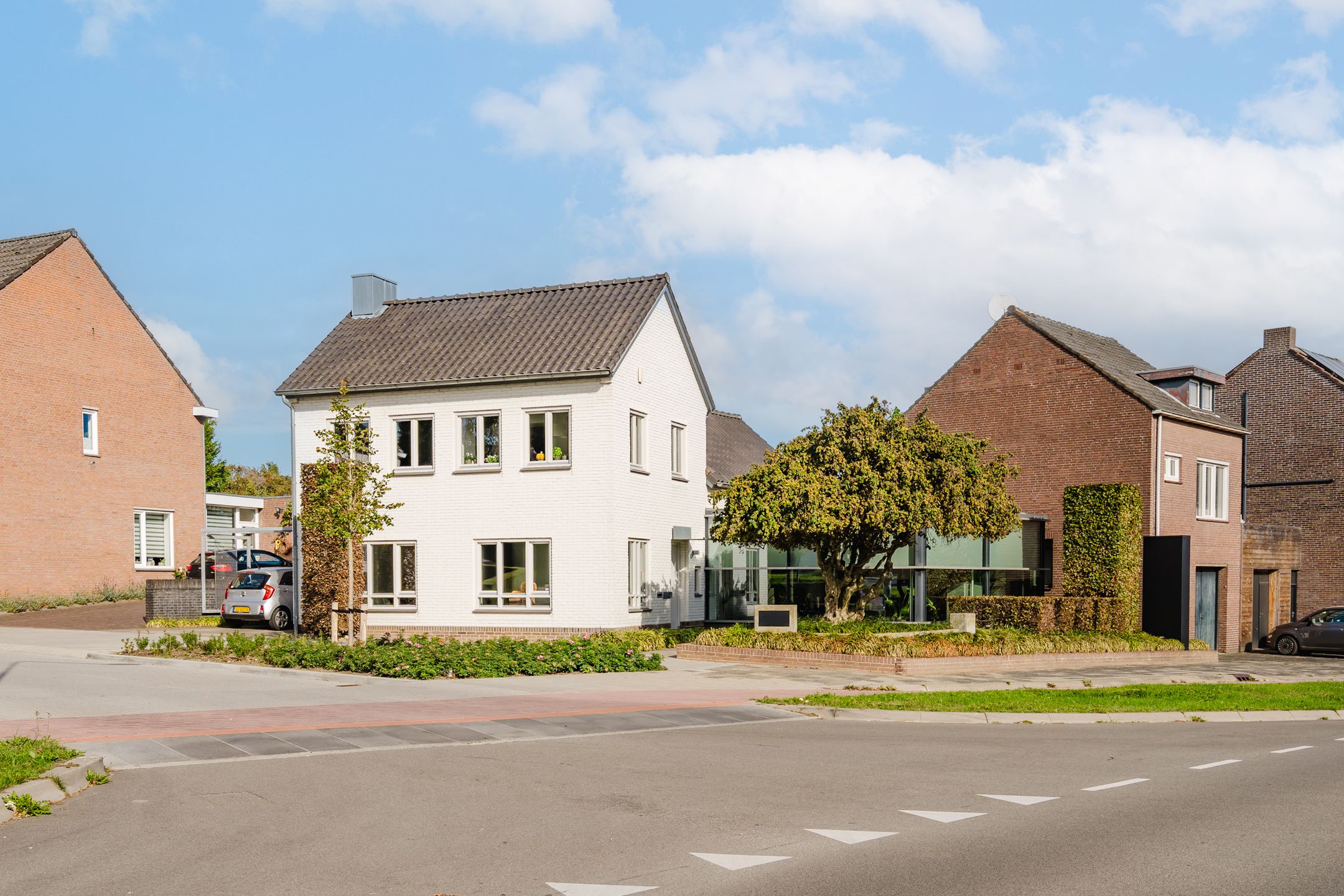 Buying a house in The Netherlands., Mesweg 2