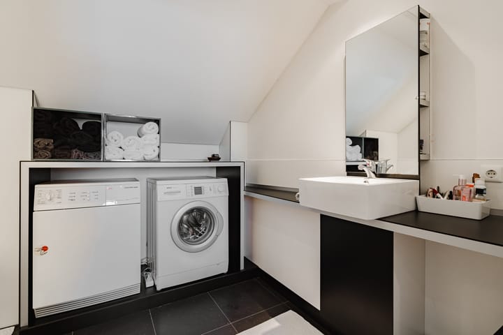 Photo 24 of Mesweg 2