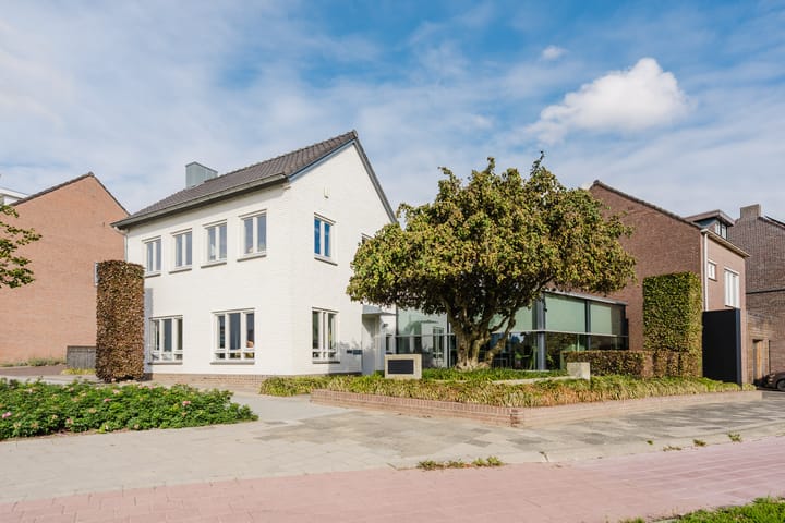 Photo 34 of Mesweg 2