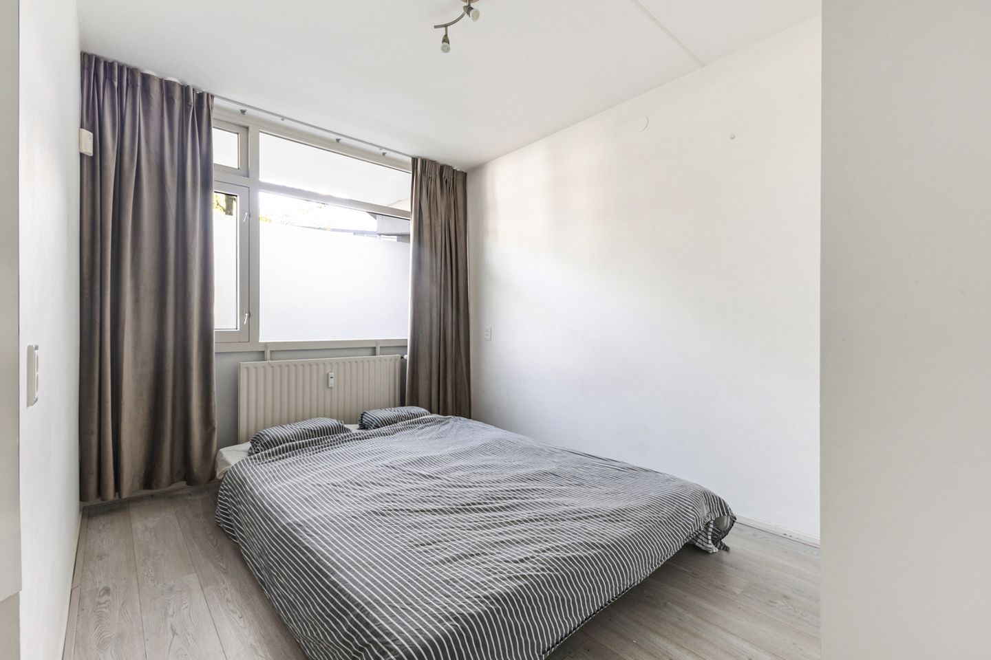 Photo 25 of Adriaan van Bergenstraat 46