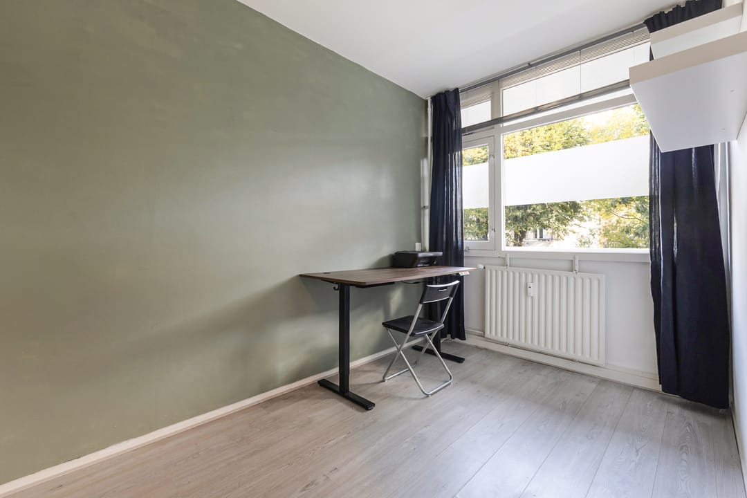 Photo 28 of Adriaan van Bergenstraat 46