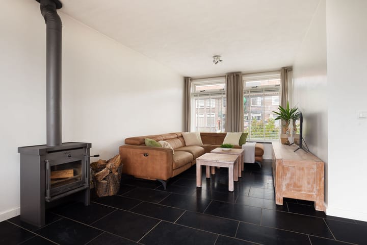 Foto 15 van Leliestraat 33