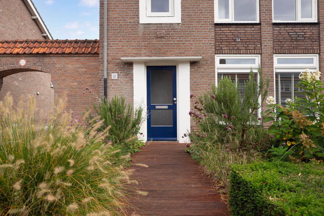 Photo 1 of Leliestraat 33