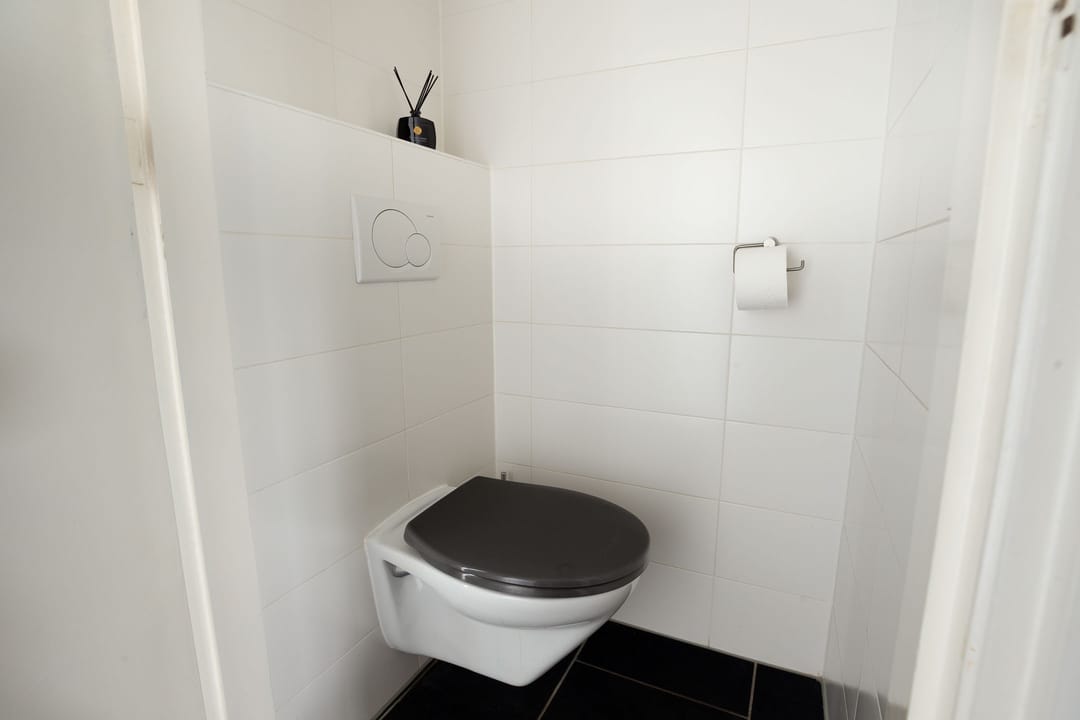 Photo 13 of Leliestraat 33