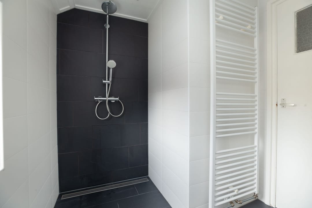 Photo 32 of Leliestraat 33