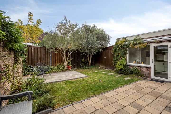 Photo 22 of Rector Meuffelsstraat 9