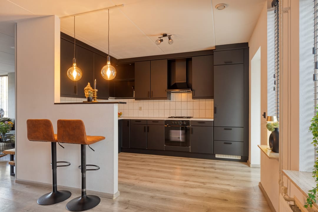 Foto 17 van Burgemeester van Weringstraat 68