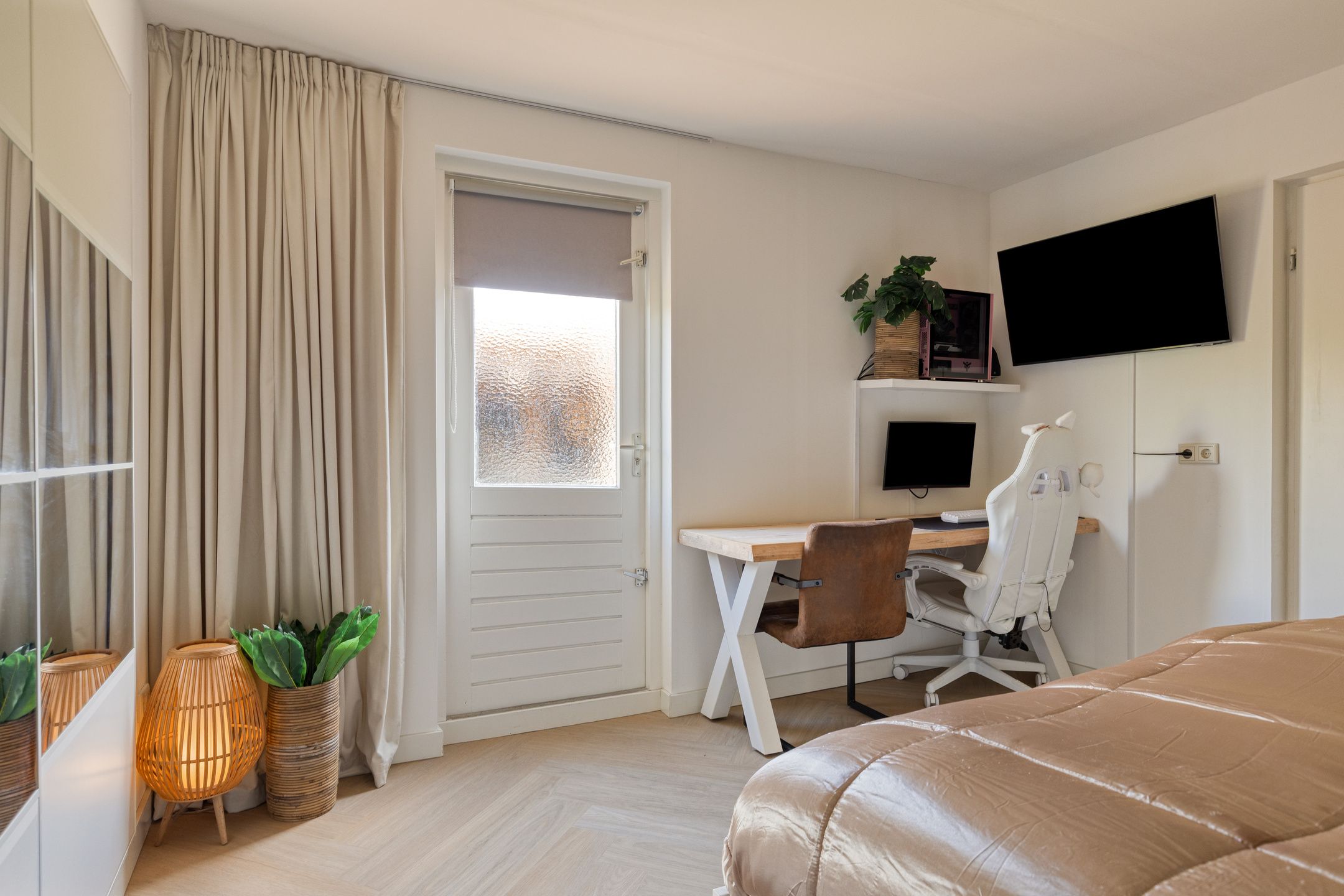 Foto 24 van Burgemeester van Weringstraat 68