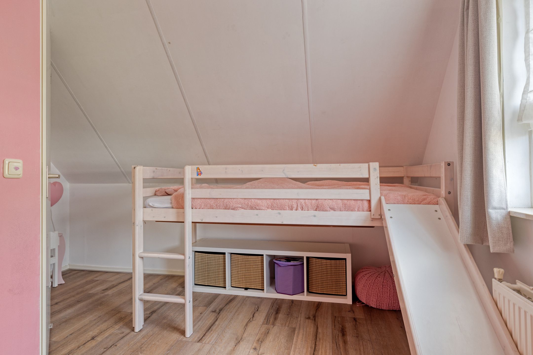 Foto 30 van Burgemeester van Weringstraat 68