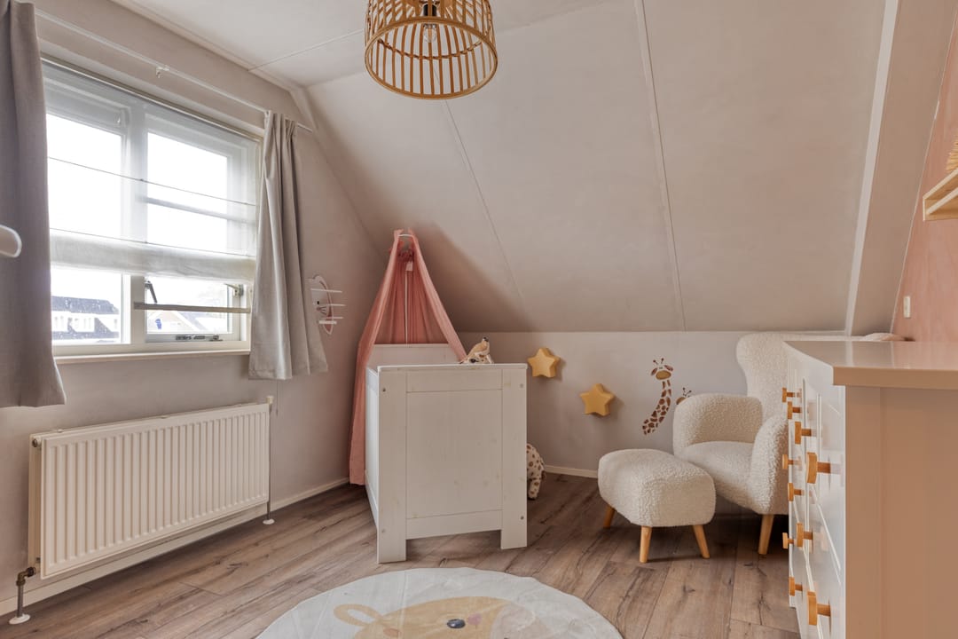 Foto 32 van Burgemeester van Weringstraat 68