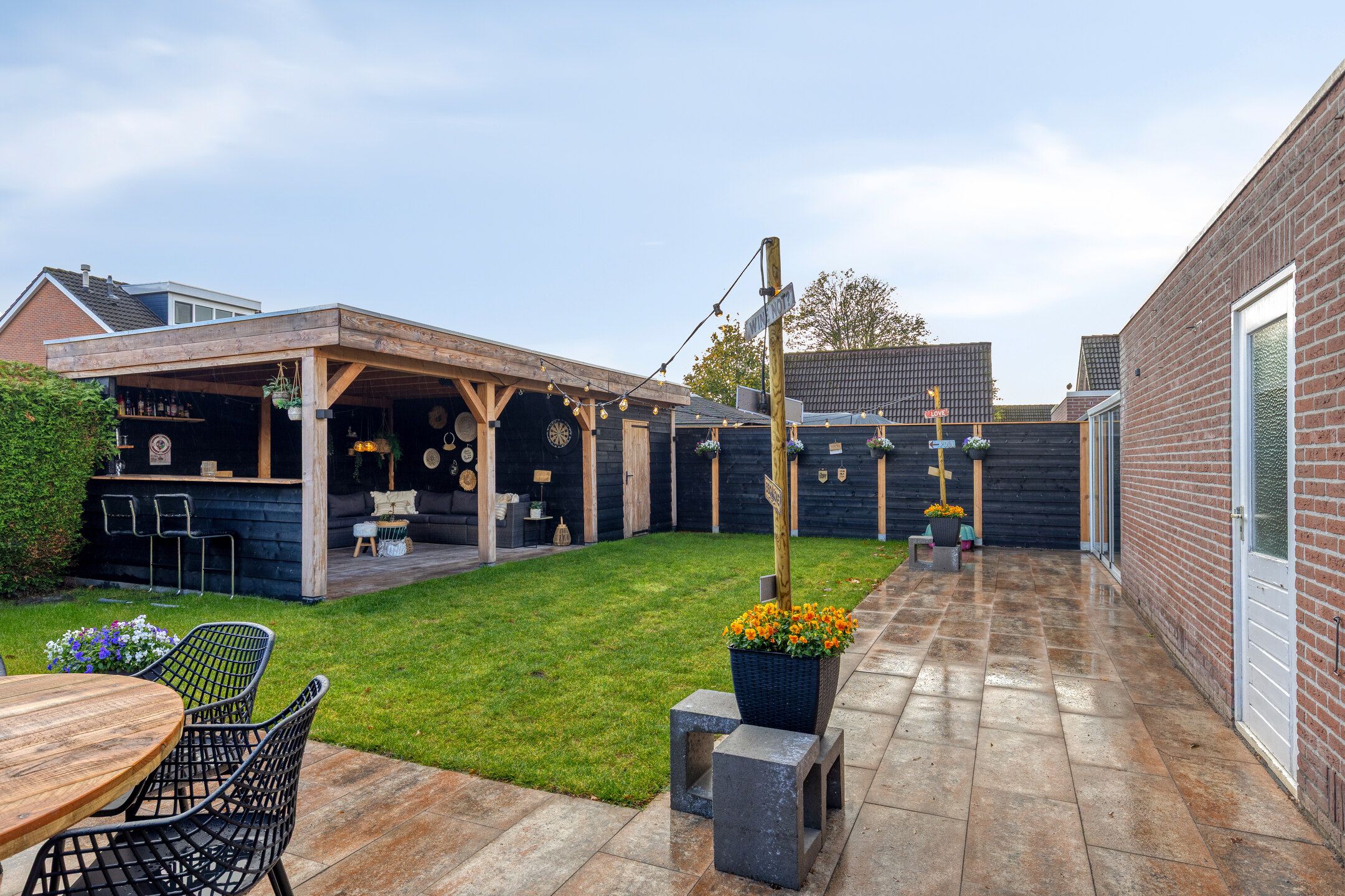 Foto 39 van Burgemeester van Weringstraat 68