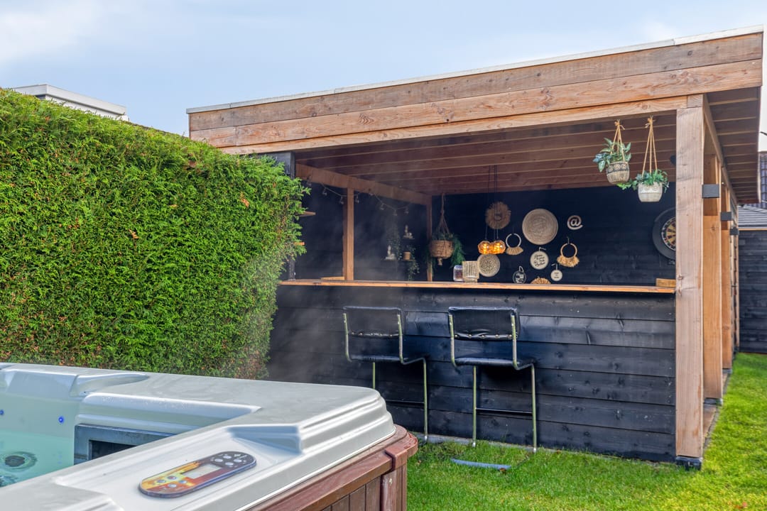 Foto 43 van Burgemeester van Weringstraat 68