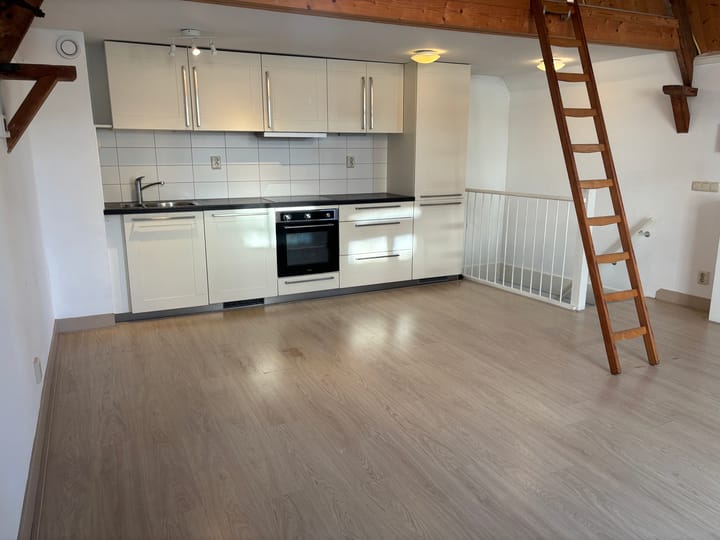 Foto 4 van Venestraat 4-C