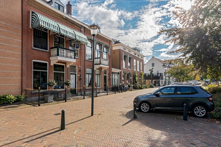 Photo 32 of Singel 100