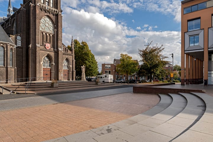 Photo 34 of Singel 100