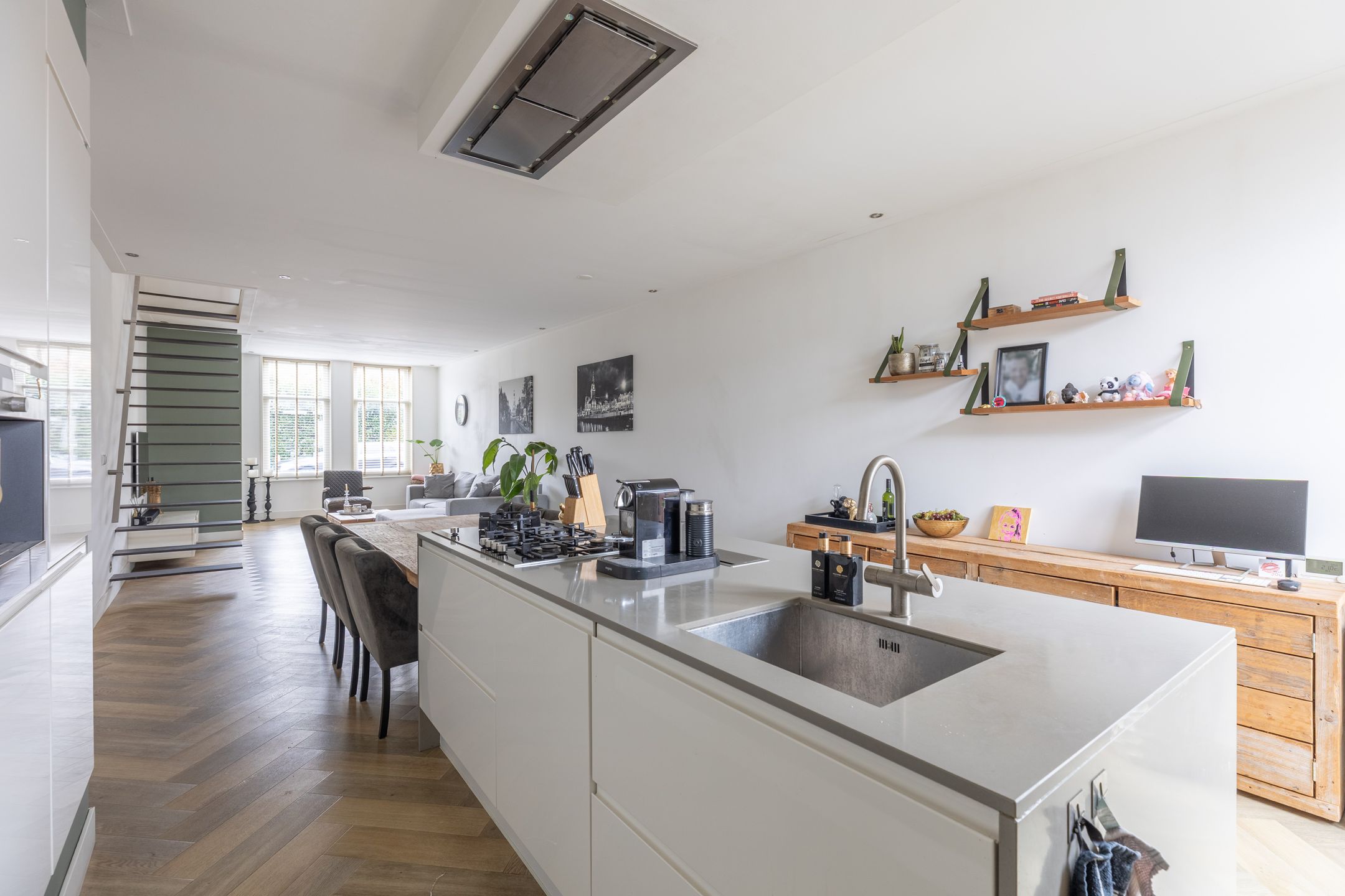 Foto 9 van Nieuwpoortslaan 46