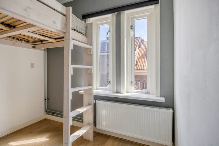 Foto 16 van Paramaribostraat 37