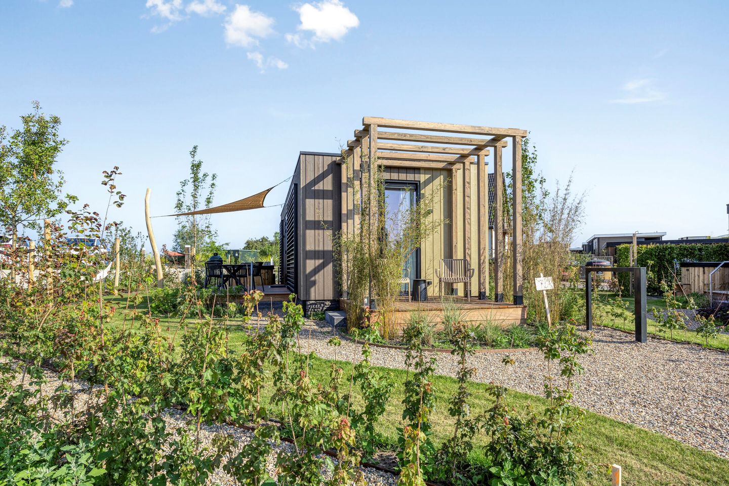 Foto 1 van Rijnbandijk 10-70