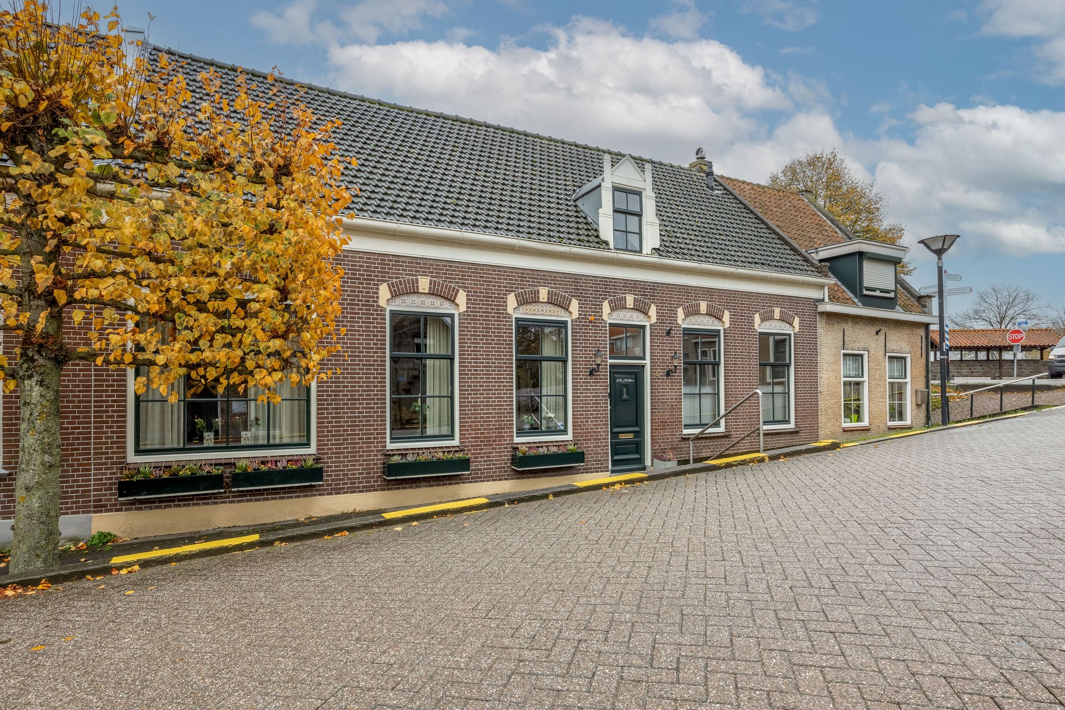 Voorstraat 4 