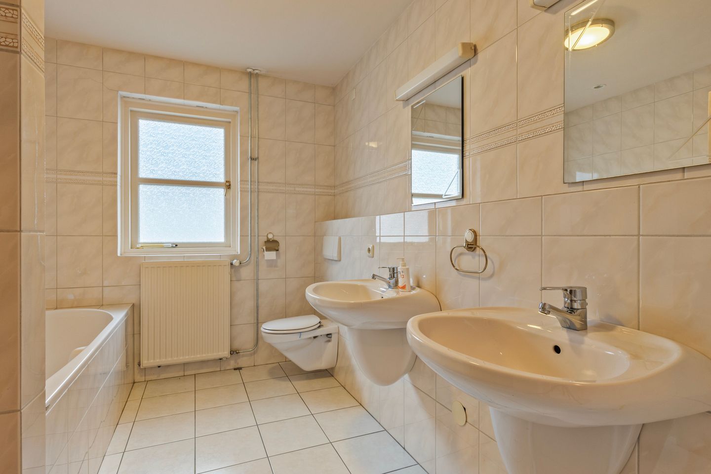 Photo 19 of Broekstraat 41