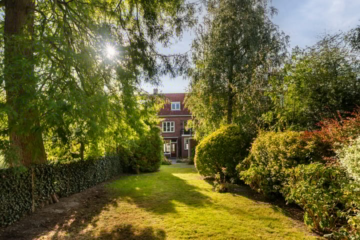 Foto 4 van Mr. P.J. Troelstraweg 112