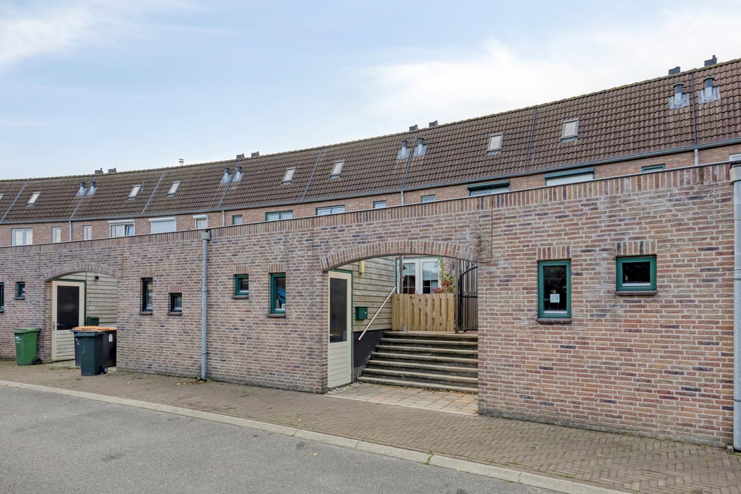 Foto 1 van Slottuin 168