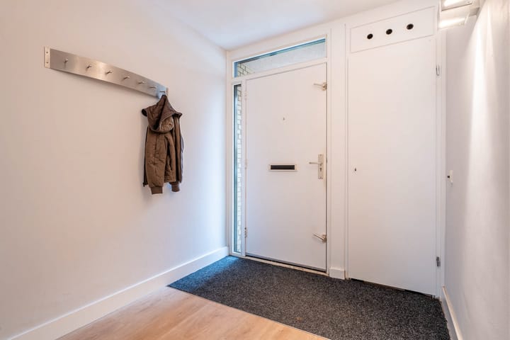 Foto 12 van Henriette Ronnerstraat 17