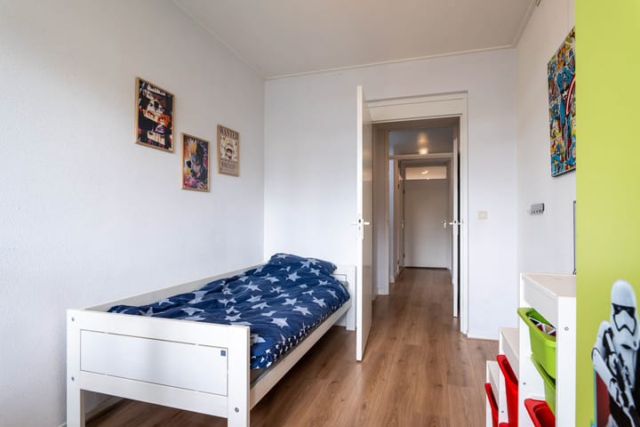 Foto 21 van Henriette Ronnerstraat 17