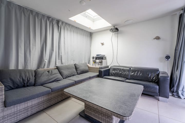 Foto 36 van Henriette Ronnerstraat 17