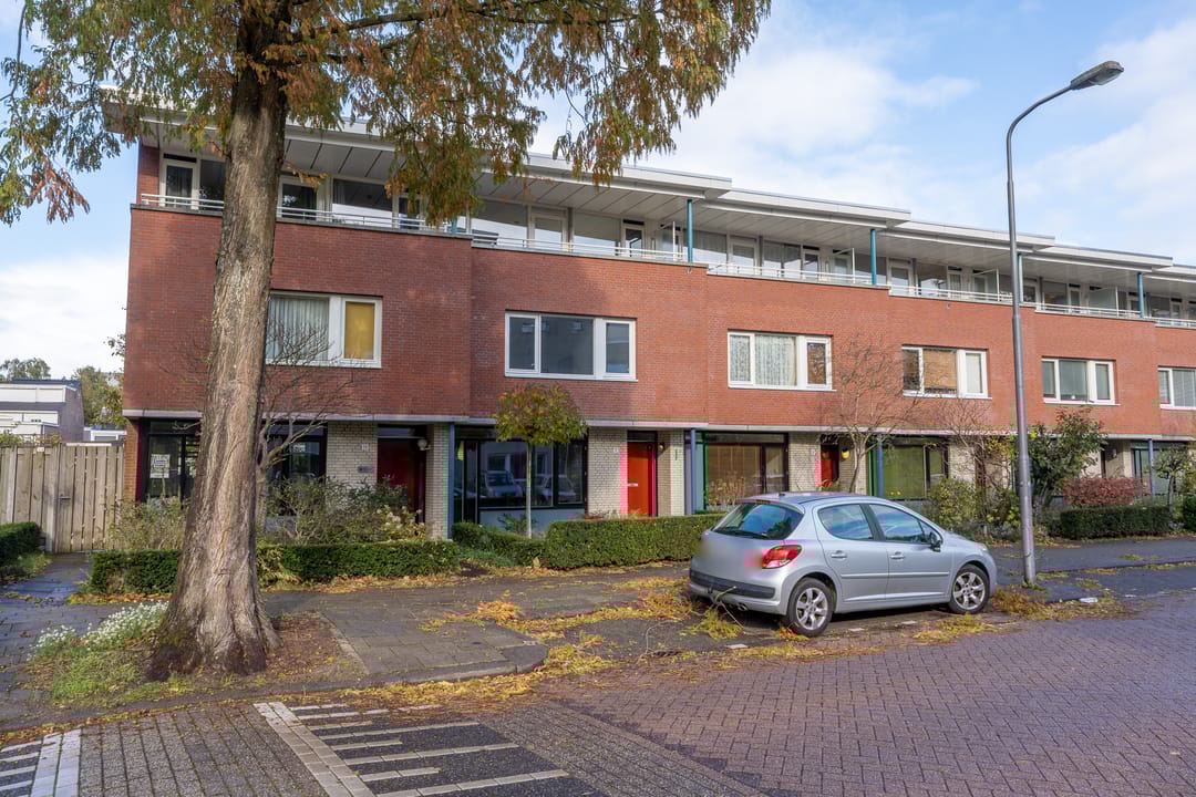 Foto 37 van Henriette Ronnerstraat 17