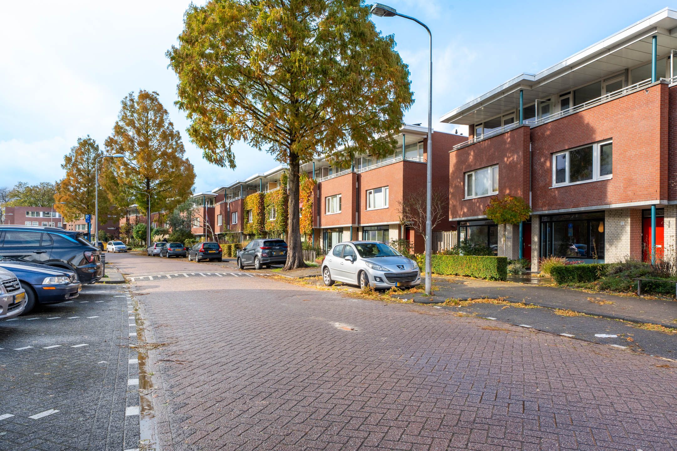 Foto 39 van Henriette Ronnerstraat 17