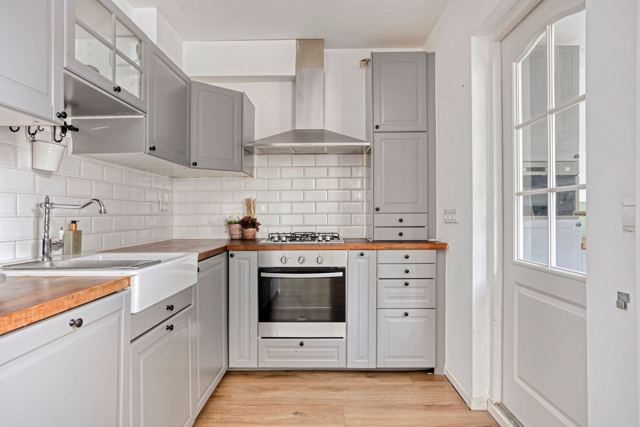 Foto 3 van Ridderspoor 10