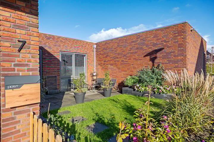 Photo 34 of Oldekerkermeer 7